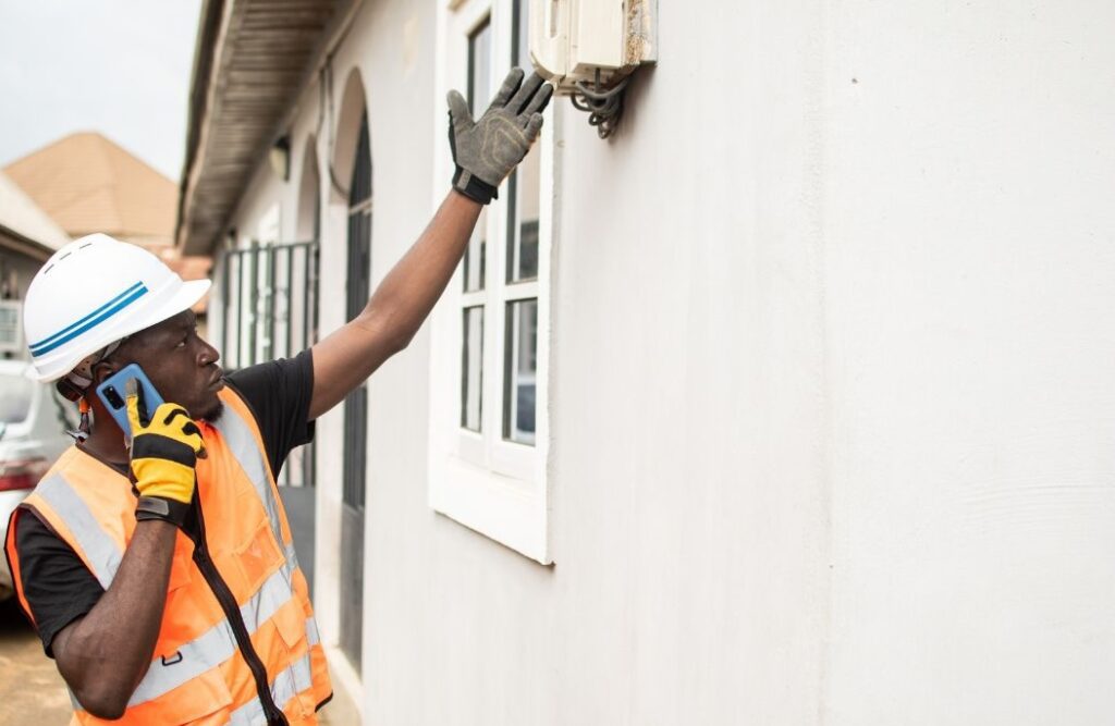 electrician on the phone